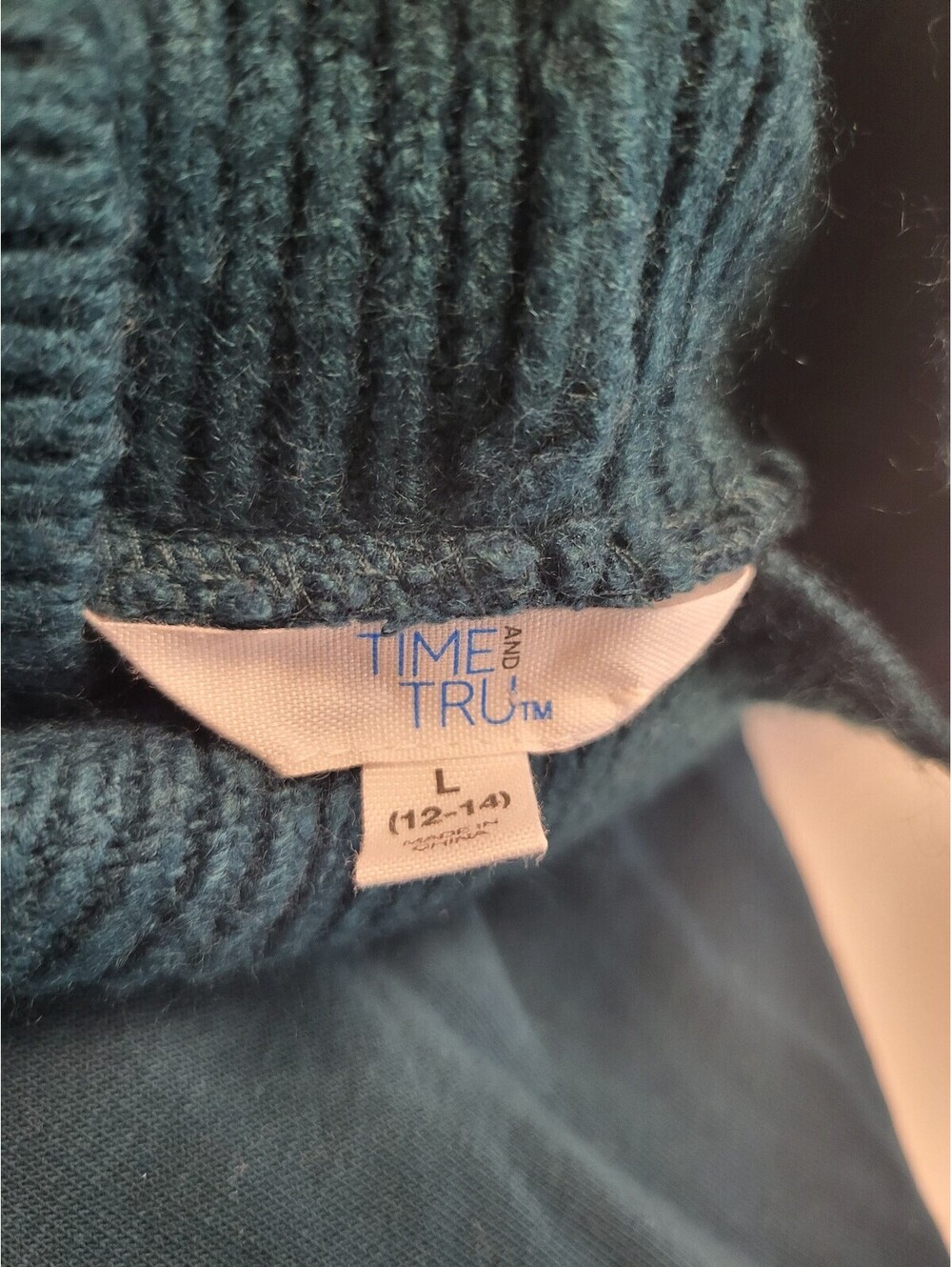Time and Tru Women's Knit Pullover Sweater Size Large